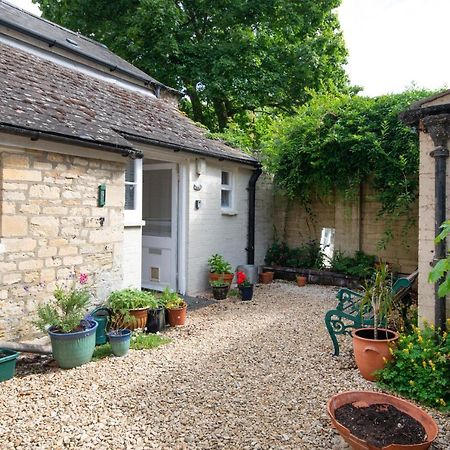 The Courtyard Cirencester Esterno foto